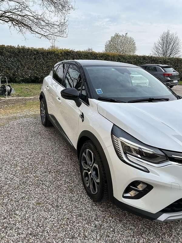 Usata Renault Captur Techno 101 CV (74 kW) 2023 SUV