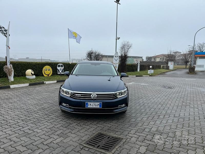 Usata VW Passat Highline 239 CV (175 kW) 2016 Blu/azzurro Berlina