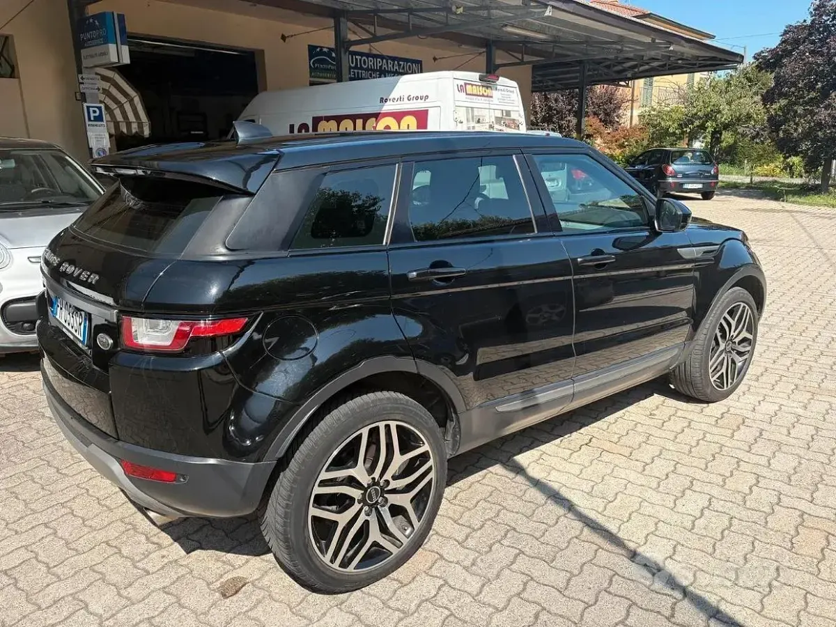 Usata Land Rover Range Rover evoque SE Dynamic 150 CV (110 kW) 2017 Nero SUV