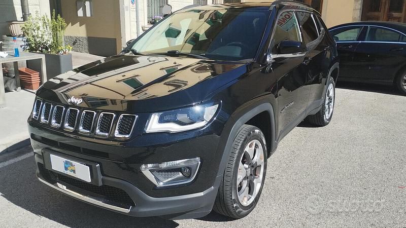 Usata Jeep Compass Limited 140 CV (102 kW) 2018 Nero SUV