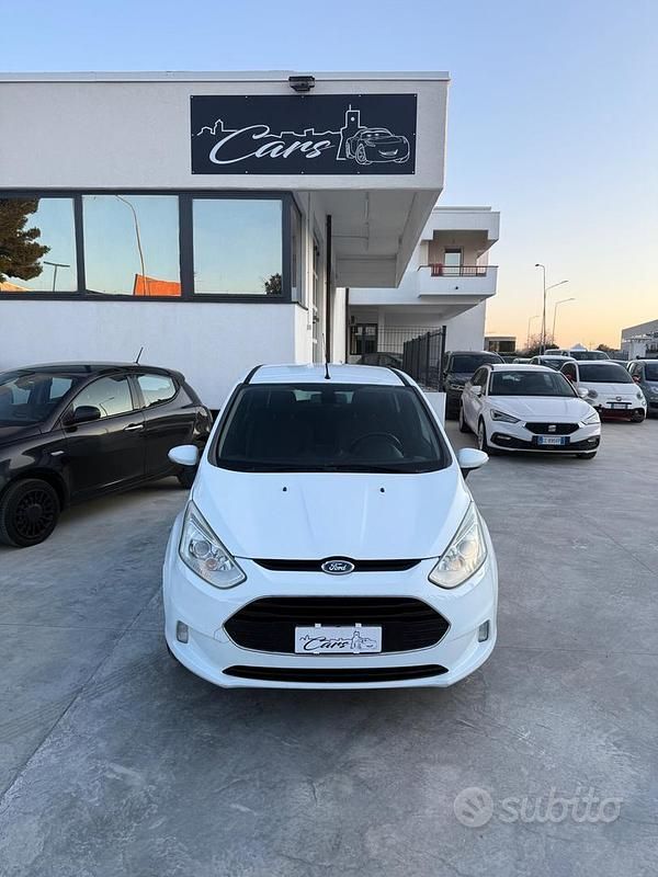 Usata Ford B-MAX Titanium 90 CV (66 kW) 2013 Bianco Monovolume