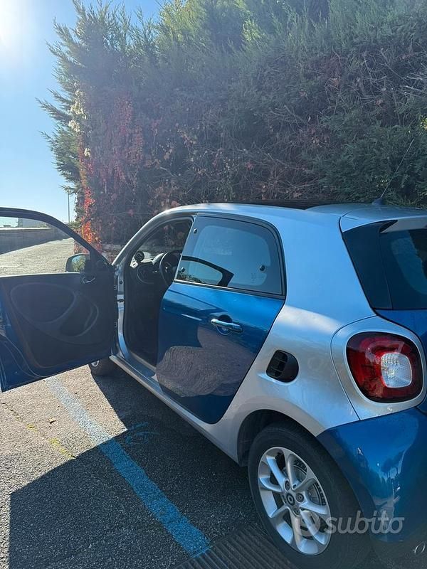 Usata Smart ForFour 90 CV (66 kW) 2017 Utilitaria