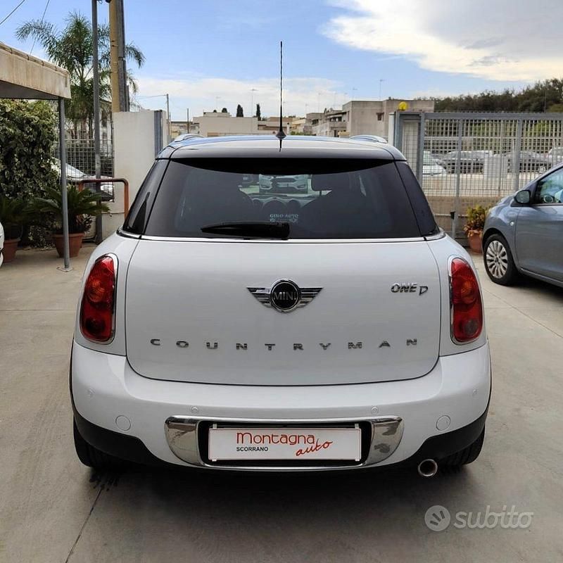 Usata Mini Countryman 90 CV (66 kW) 2016 Bianco SUV