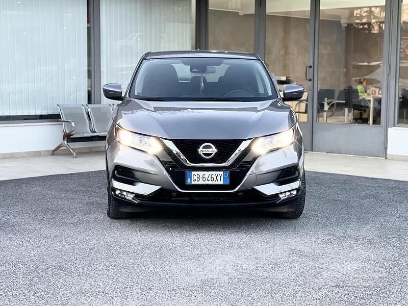 Usata Nissan Qashqai 116 CV (85 kW) 2020 Grigio SUV