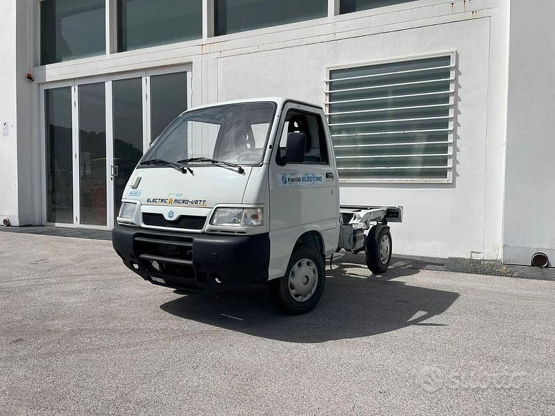 Usata Piaggio Porter 11 kW (15 CV) 2004 Bianco Furgone