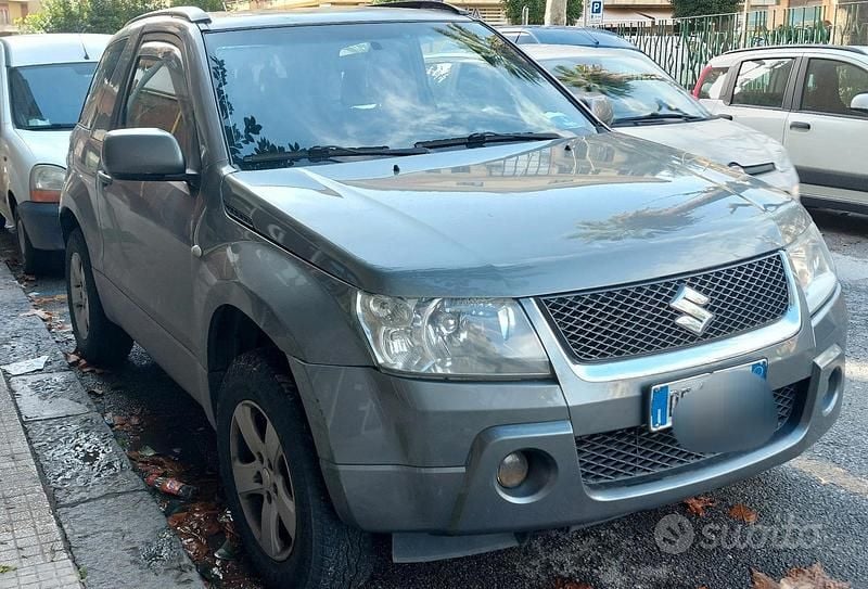 Usata Suzuki Vitara 2007 Grigio SUV
