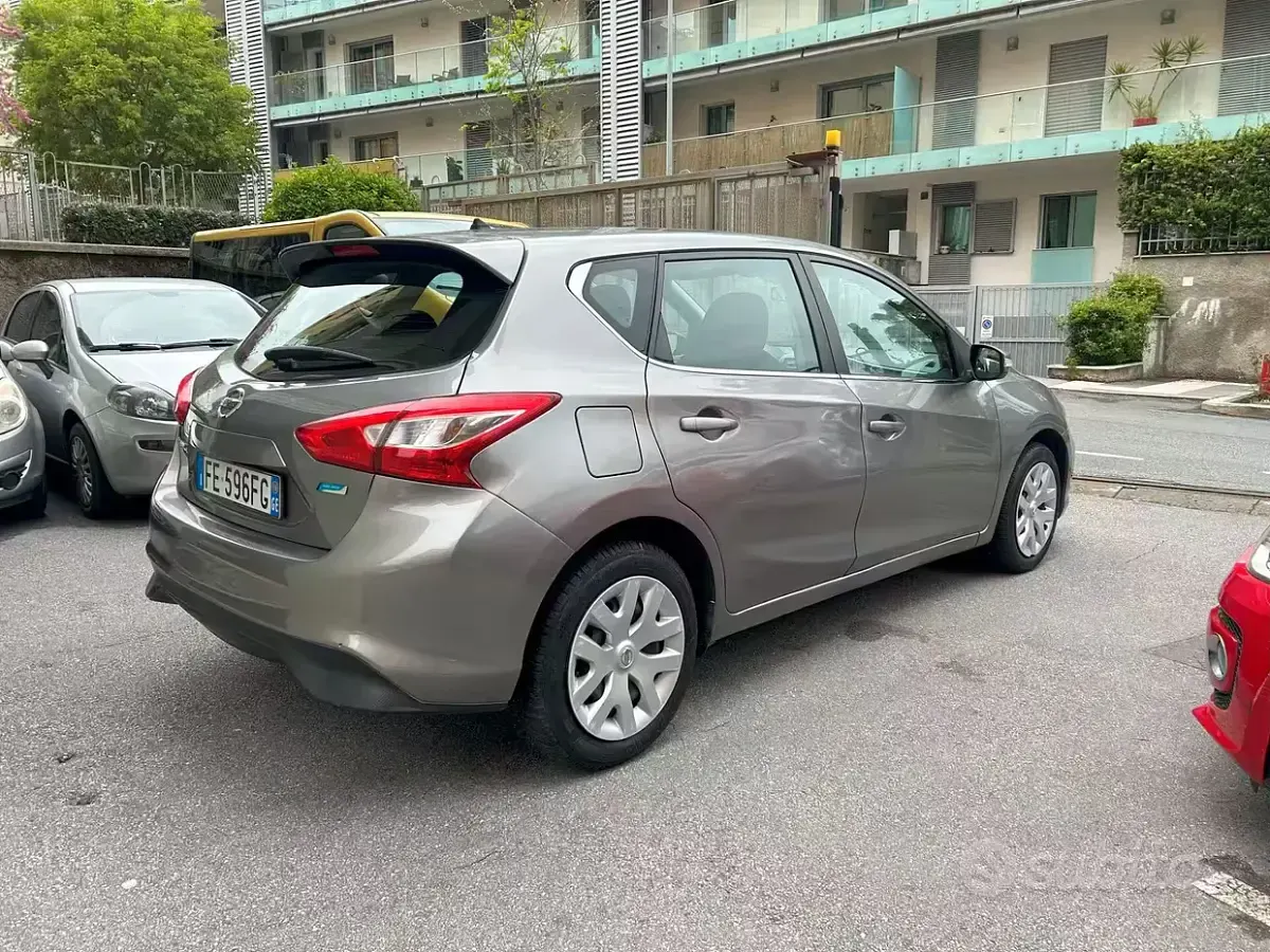 Usata Nissan Pulsar Tekna 110 CV (80 kW) 2016 Marrone Utilitaria
