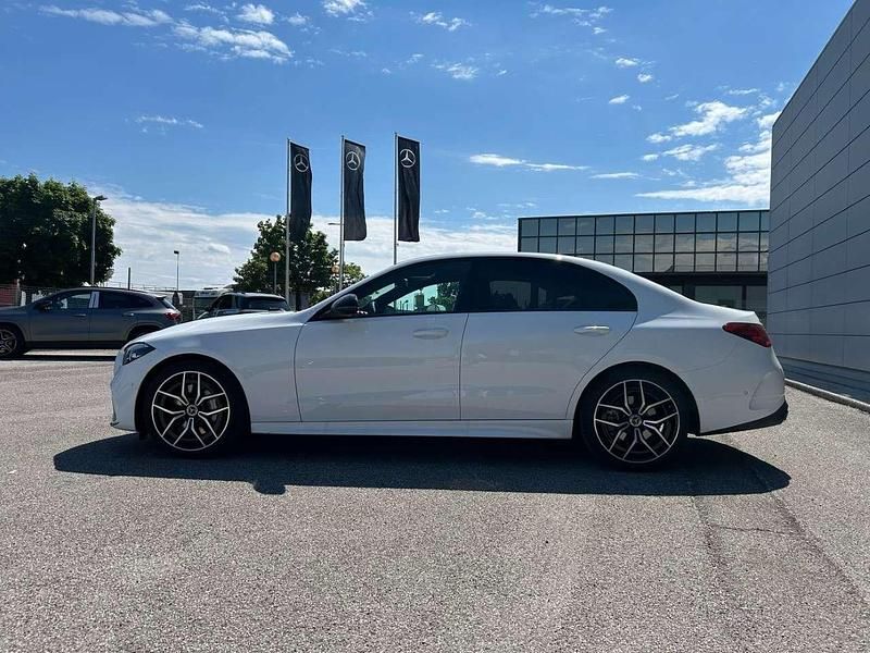 Nuova Mercedes C220 200 CV (147 kW) 2026 Bianco polare Berlina