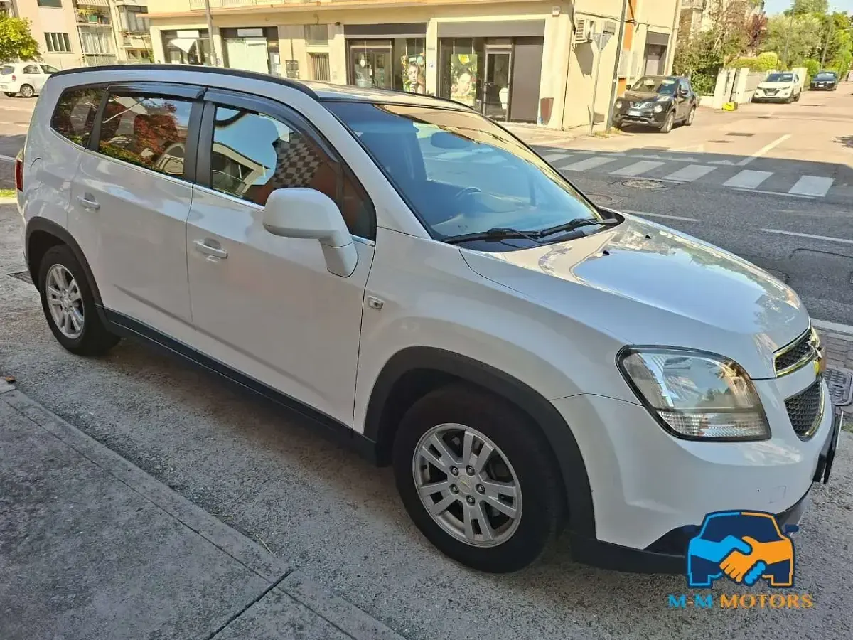 Usata Chevrolet Orlando LTZ 163 CV (119 kW) 2012 Bianco Monovolume