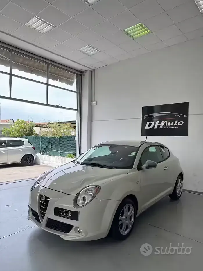 Usata Alfa Romeo MiTo Distinctive 105 CV (77 kW) 2012 Bianco Utilitaria