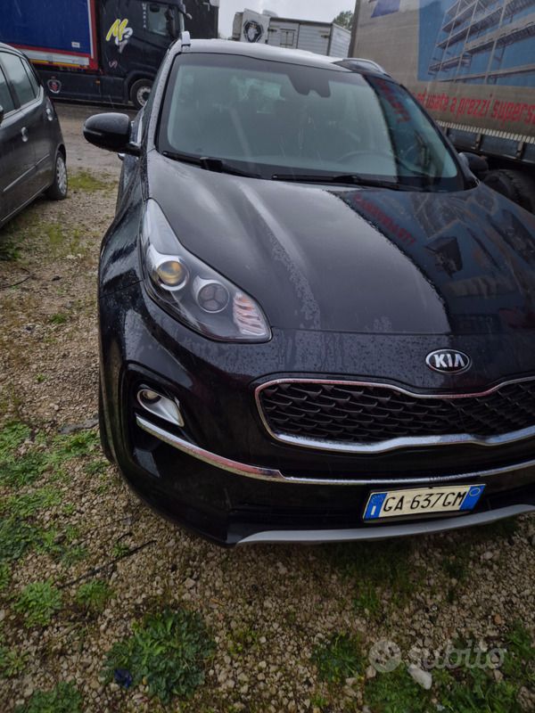 Usata Kia Sportage 115 CV (84 kW) 2020 Grigio SUV