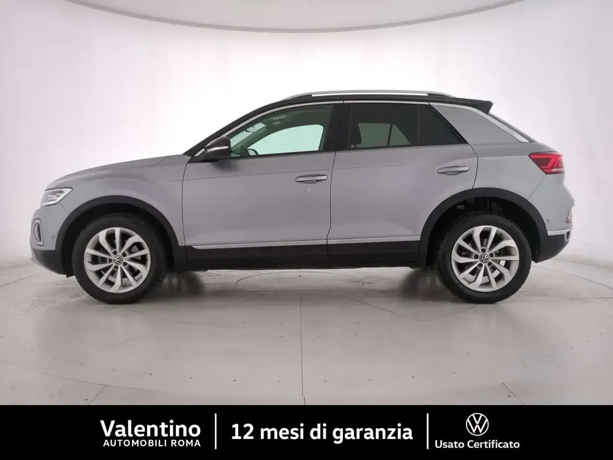 Usata VW T-Roc Style 110 CV (80 kW) 2023 Grigio SUV