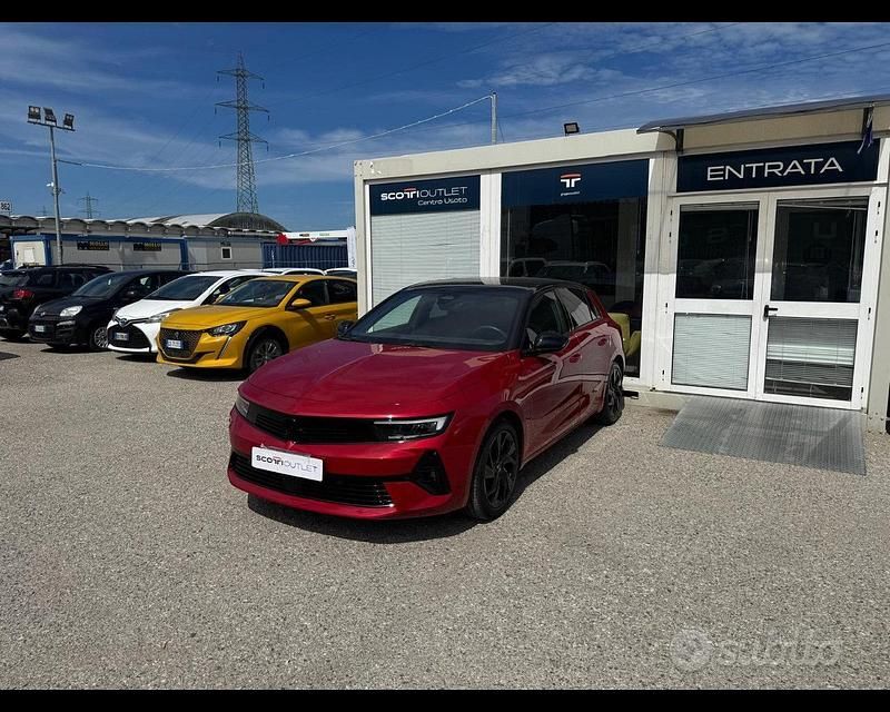 Rosso Usata 2024 Opel Astra GS Line | 25.900 € - Immagine 1/4