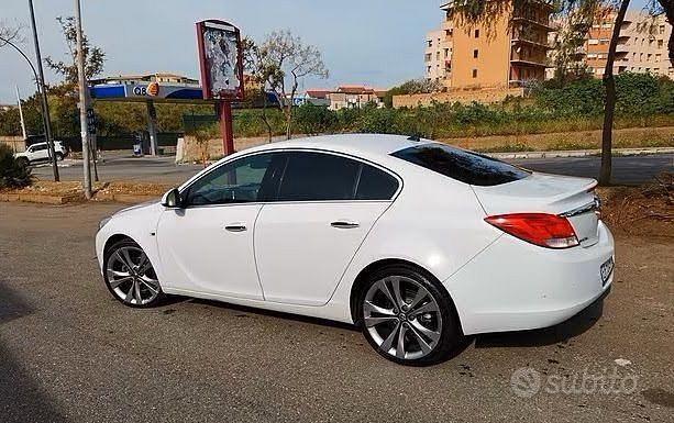 Usata Opel Insignia Cosmo 2013 Bianco Berlina
