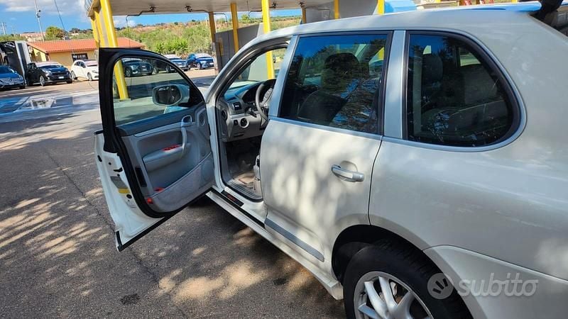 Usata Porsche Cayenne 2012 Bianco SUV