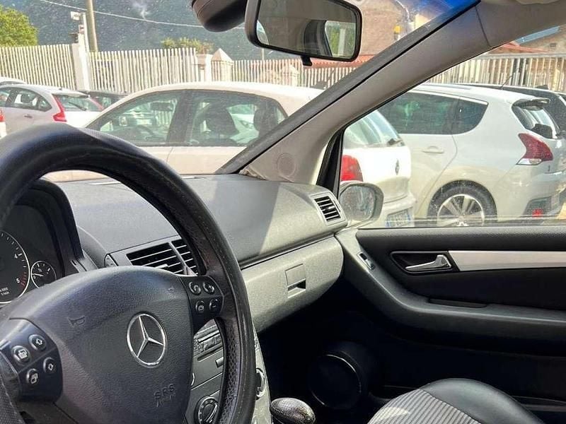 Usata Mercedes A180 Avantgarde 109 CV (80 kW) 2007 Argento Monovolume
