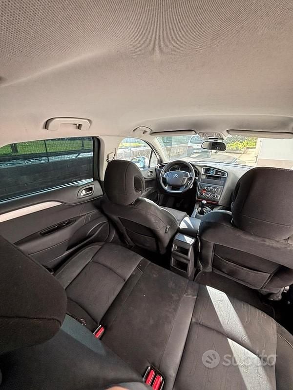 Usata Citroën C4 92 CV (67 kW) 2011 Grigio Berlina