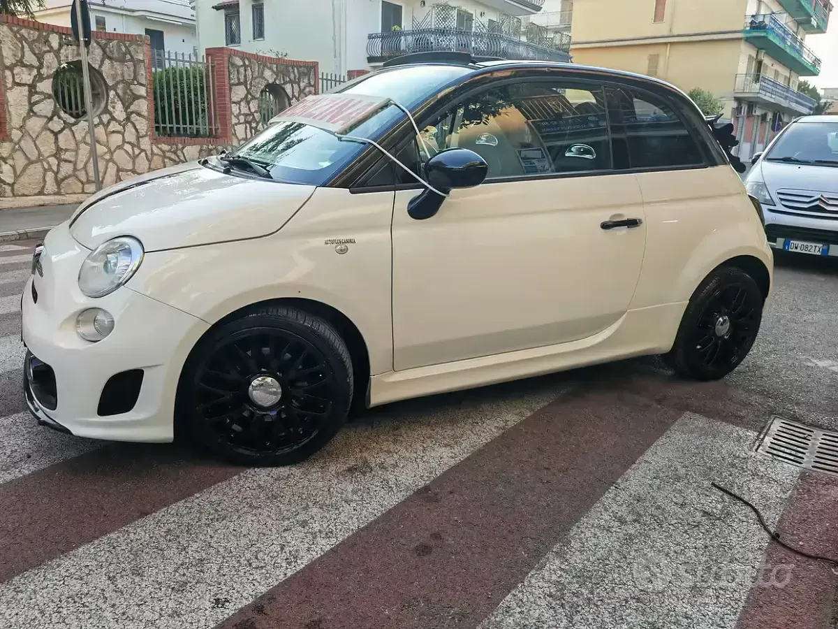 Usata Abarth 500C Custom 140 CV (102 kW) 2014 Bianco Cabrio
