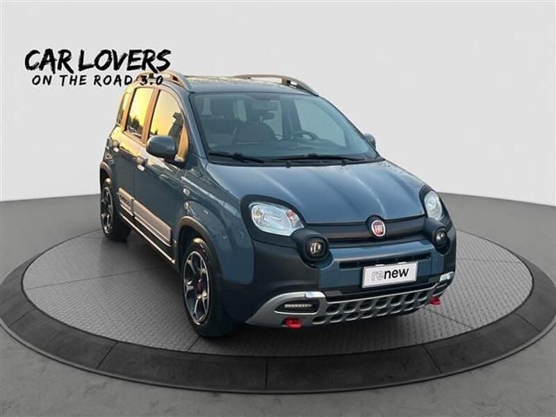 Usata Fiat Panda Cross Cross 70 CV (51 kW) 2021 Blu scuro Utilitaria