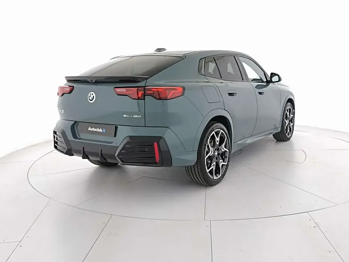Nuova BMW X2 M Sport 150 CV (110 kW) 2026 Cape york green SUV