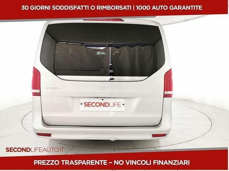 Usata Mercedes V300 Exclusive 239 CV (175 kW) 2021 Argento Monovolume