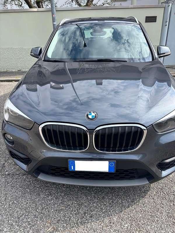 Usata BMW X1 Advantage 150 CV (110 kW) 2016 Grigio SUV