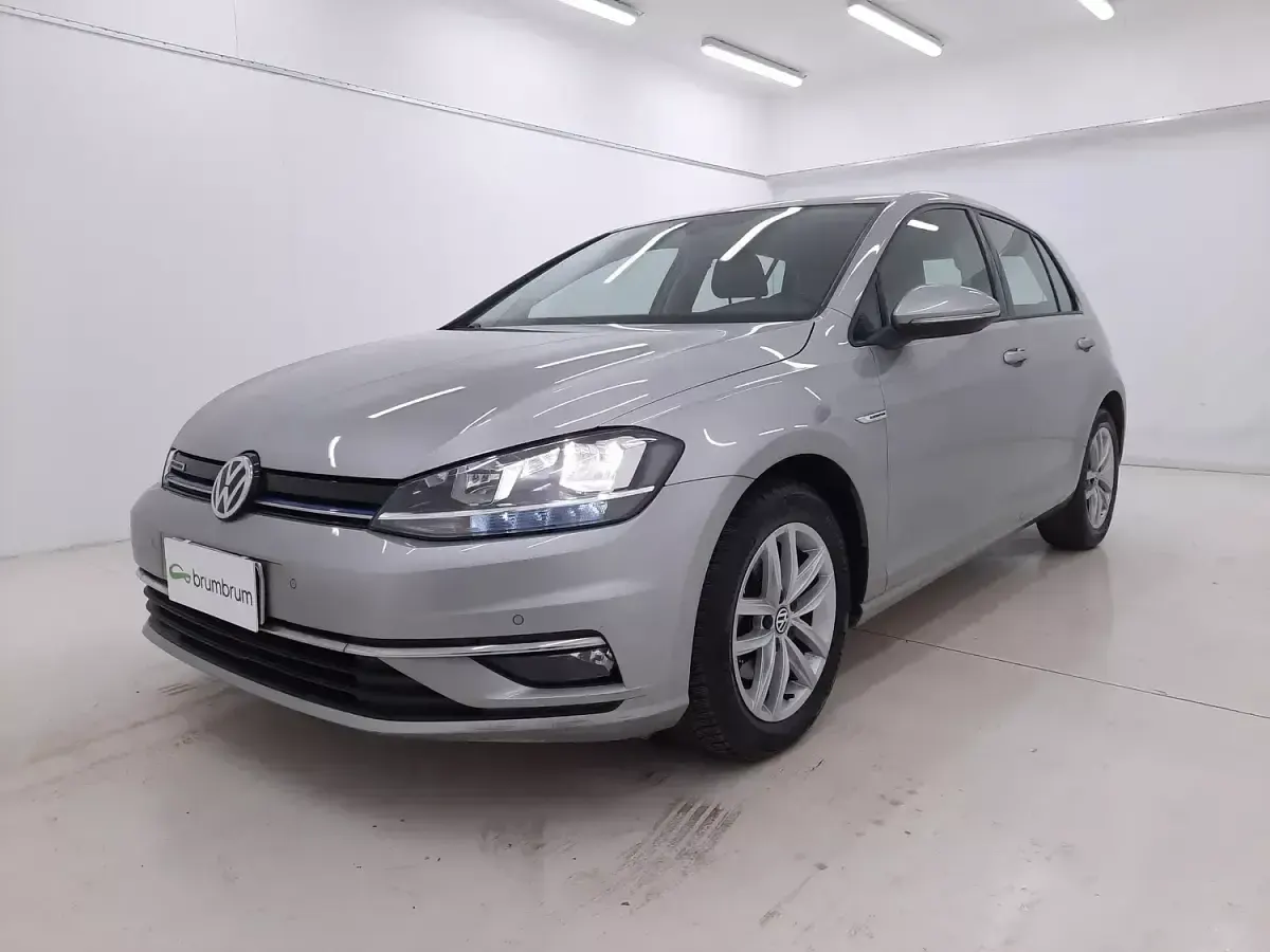 Usata VW Golf VII 130 CV (95 kW) 2020 Argentoargento Berlina