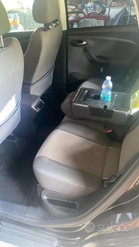 Usata Seat Altea XL Stylance 105 CV (77 kW) 2011 Nero Monovolume