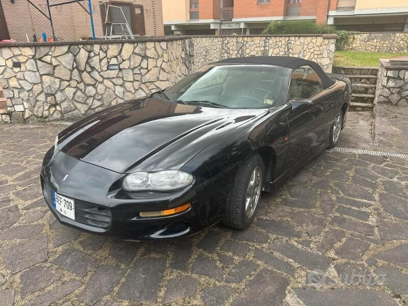 Usata Chevrolet Camaro 193 CV (141 kW) 2000 Nero Cabrio