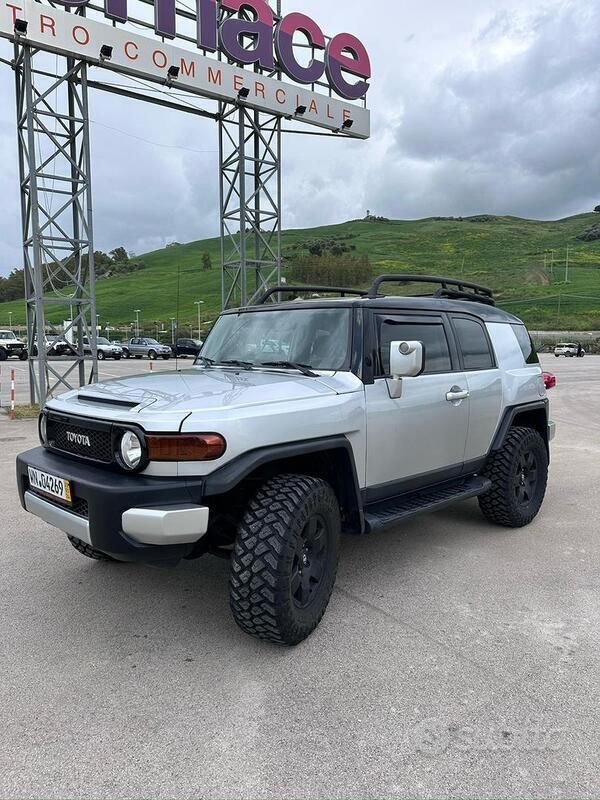 Usata 2007 Toyota FJ Cruiser SUV | 34.000 € - Immagine 1/4