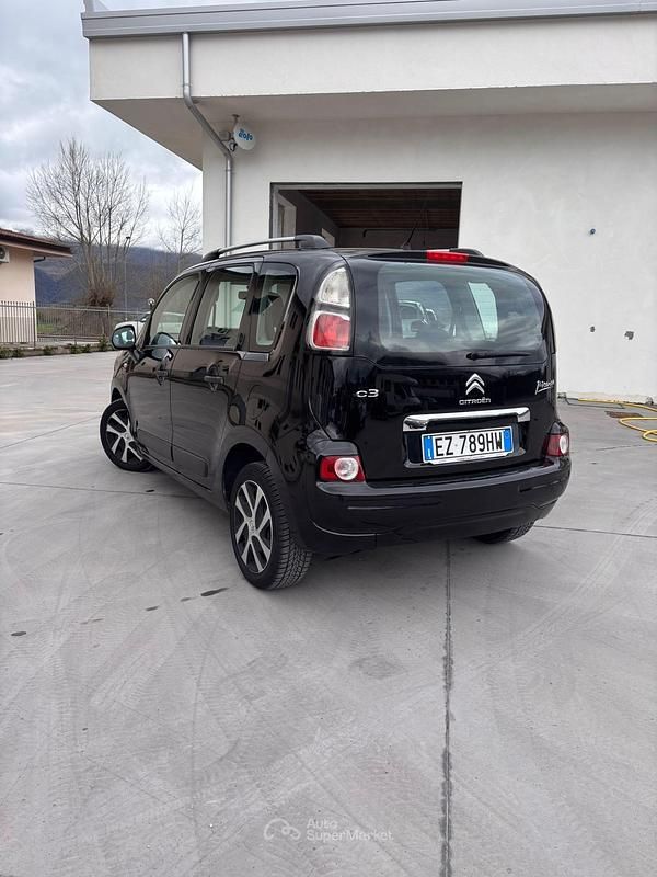 Usata Citroën C3 Picasso 92 CV (67 kW) 2015 Nero Monovolume