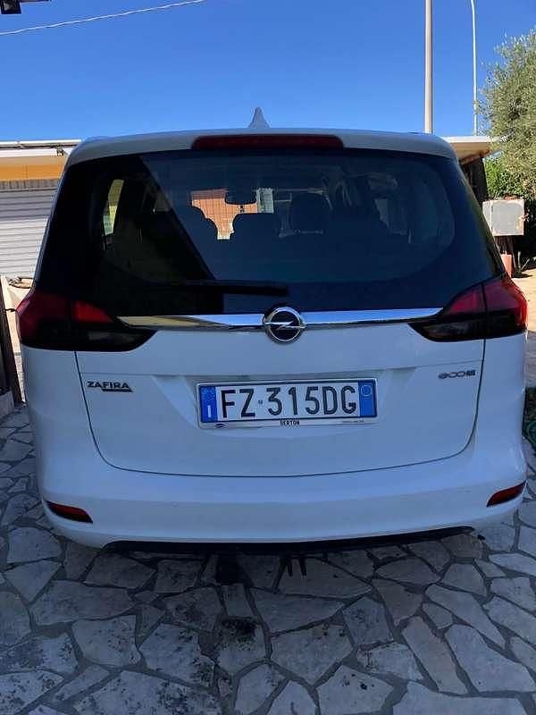 Usata Opel Zafira Tourer Cosmo 150 CV (110 kW) 2016 Bianco Monovolume