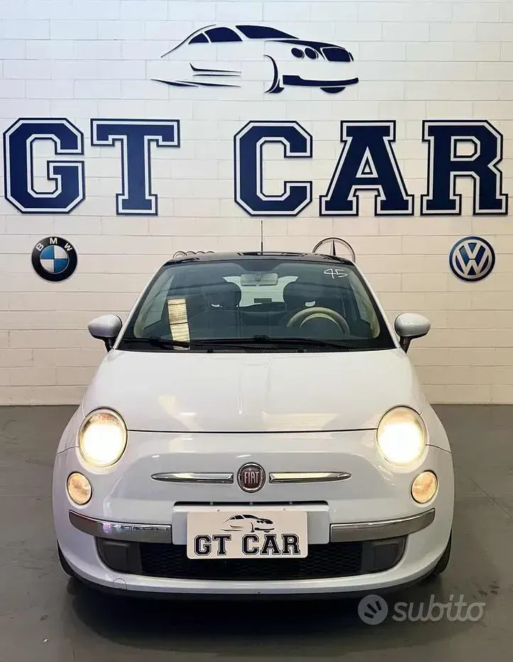 Usata Fiat 500 Lounge 69 CV (50 kW) 2010 Azzurro Utilitaria