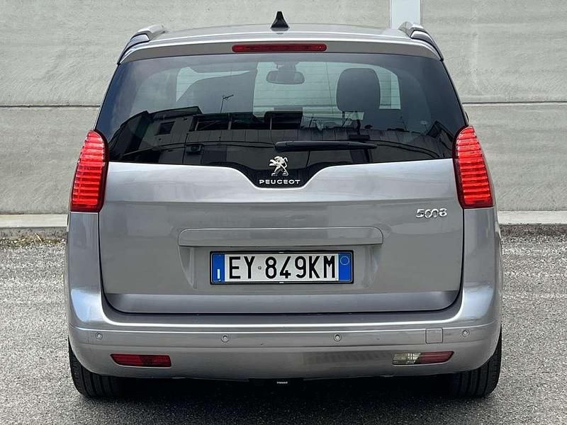 Usata Peugeot 5008 Business-Line 163 CV (119 kW) 2015 Monovolume