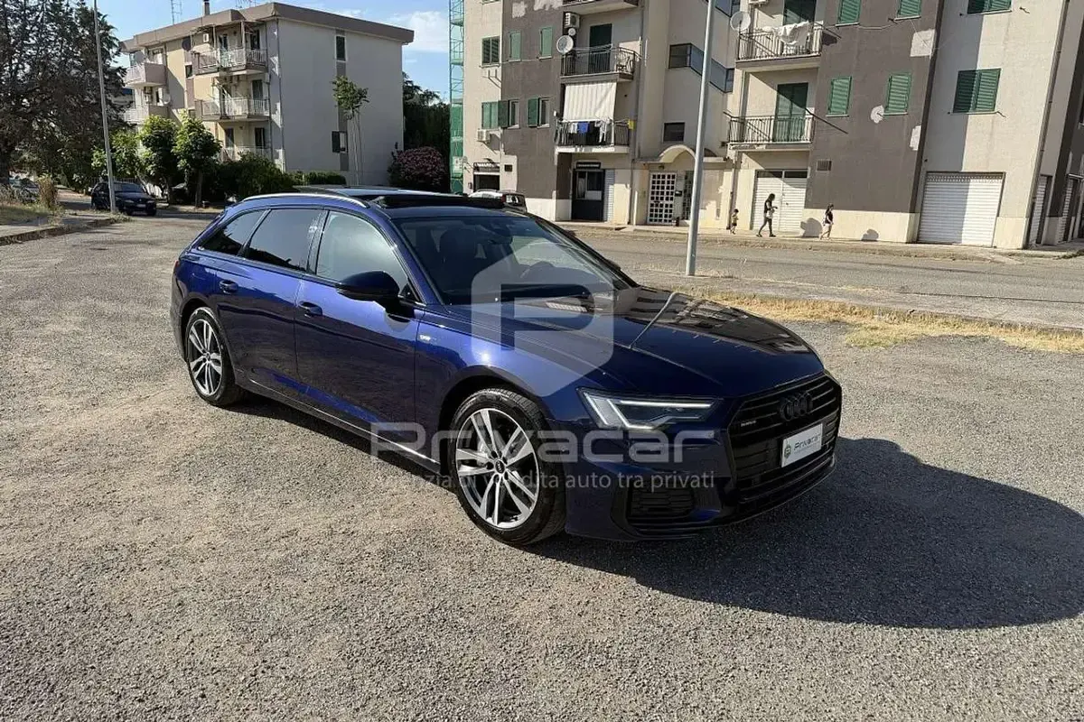 Usata Audi A6 Business Plus 265 CV (194 kW) 2021 Blu Berlina