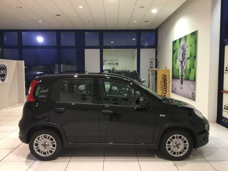 Usata Fiat Panda 69 CV (50 kW) 2023 Nero Utilitaria