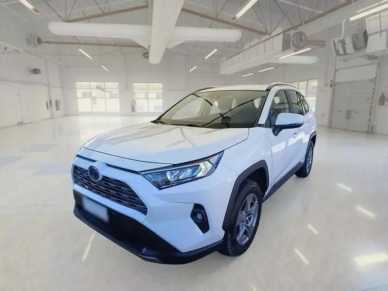 Usata Toyota RAV4 Hybrid Business Edition 178 CV (130 kW) 2022 SUV
