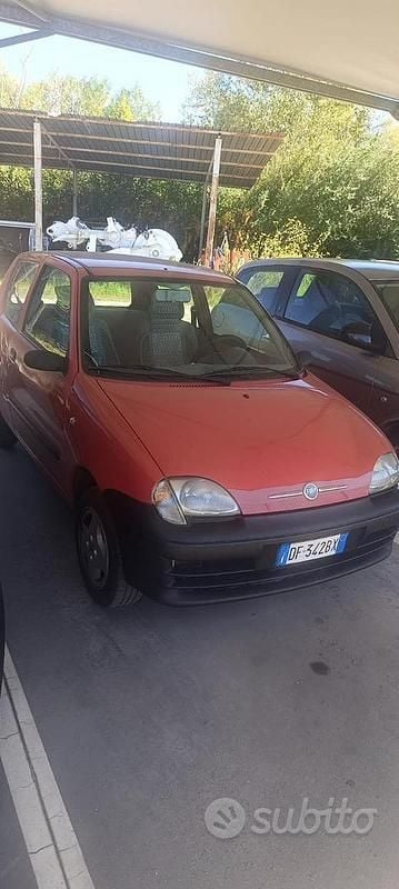 Usata Fiat Seicento 54 CV (39 kW) 2007 Rosso Utilitaria