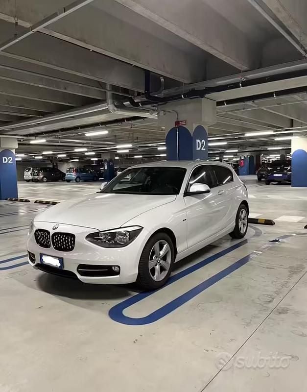 Usata BMW 118 Sport Line 143 CV (105 kW) 2013 Bianco Utilitaria