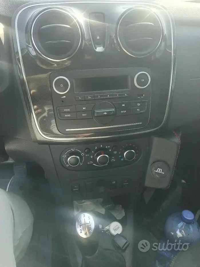 Usata Dacia Sandero 73 CV (53 kW) 2020 Nero Berlina