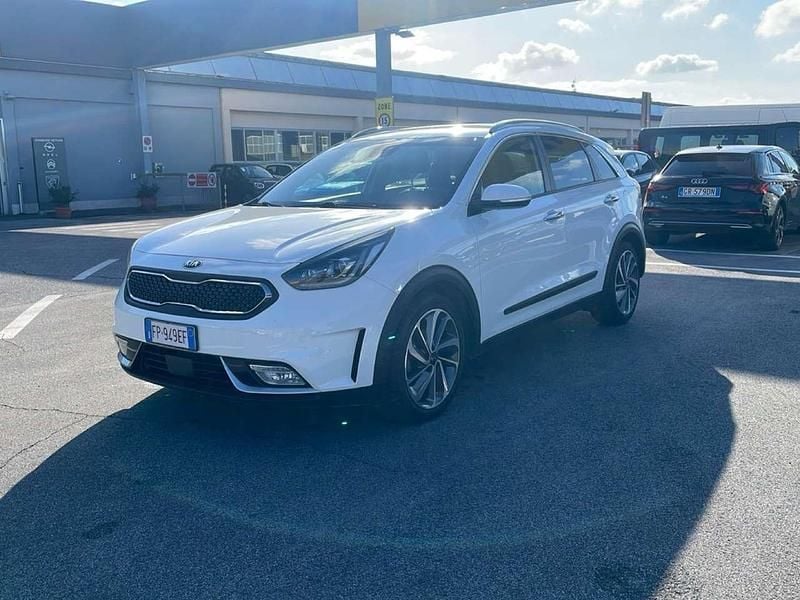 Usata Kia Niro 141 CV (103 kW) 2018 Bianco SUV