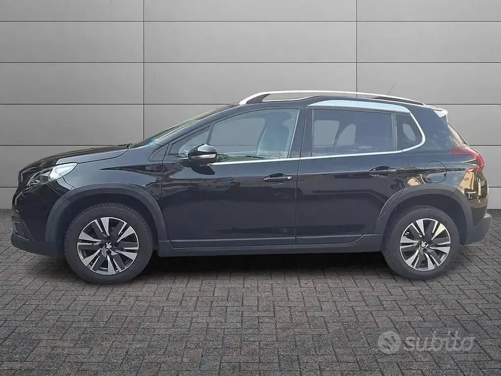 Usata Peugeot 2008 Allure 83 CV (61 kW) 2019 Nero SUV