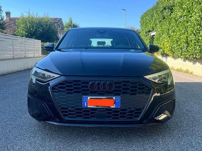 Usata Audi A3 Ambiente 150 CV (110 kW) 2021 Nero Berlina