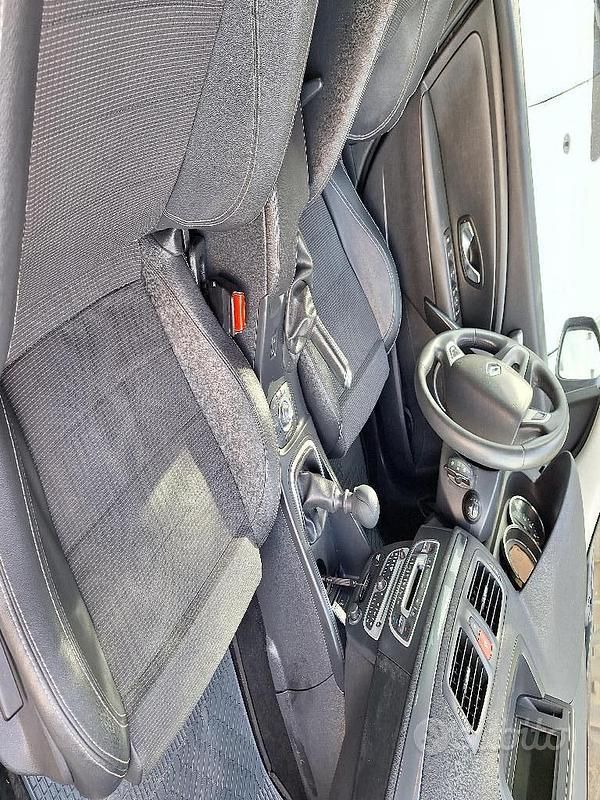 Usata Renault Mégane 2011 Grigio Berlina