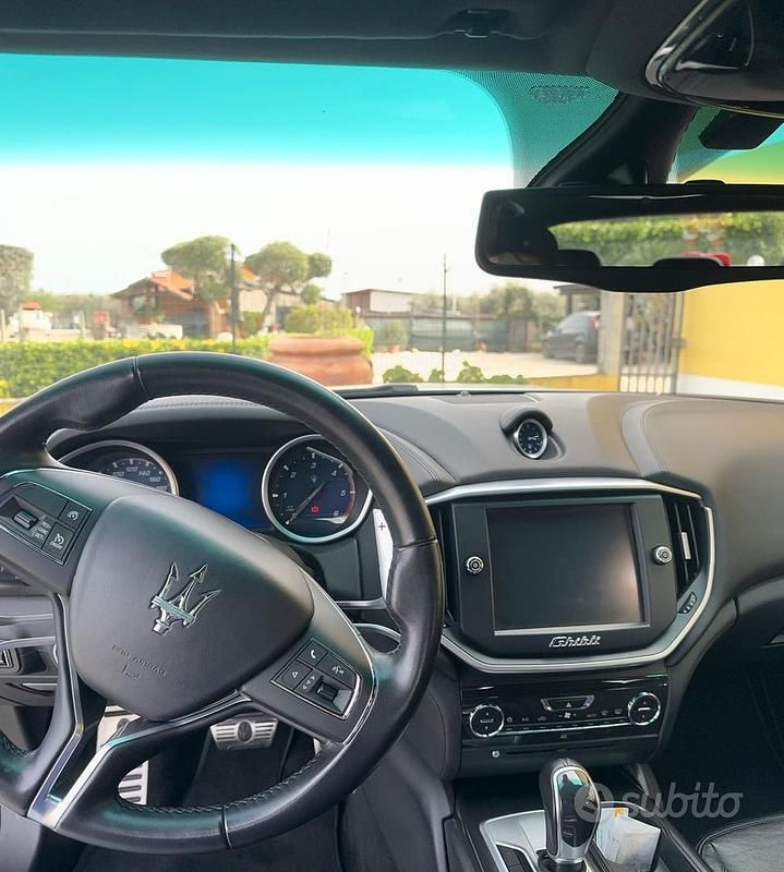 Usata Maserati Ghibli 275 CV (202 kW) 2015 Bianco Berlina