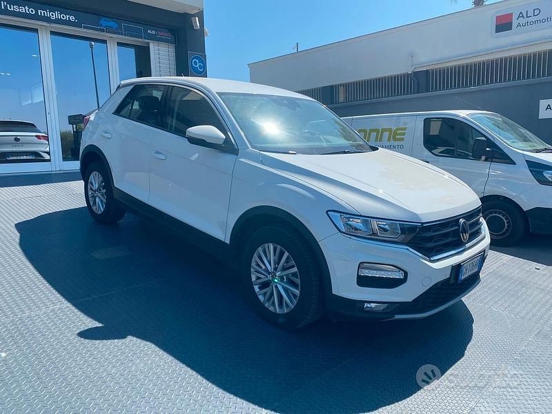 Usata VW T-Roc Business 150 CV (110 kW) 2021 Bianco SUV