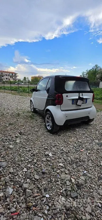 Usata Smart ForTwo Cabrio 61 CV (44 kW) 2006 Bianco Cabrio