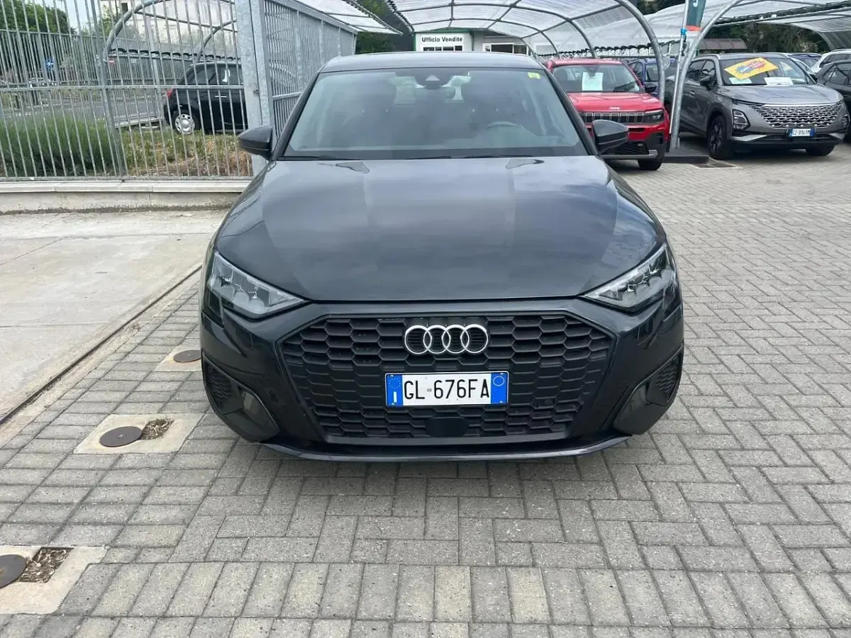 Usata Audi A3 Advanced 150 CV (110 kW) 2022 Grigio Berlina