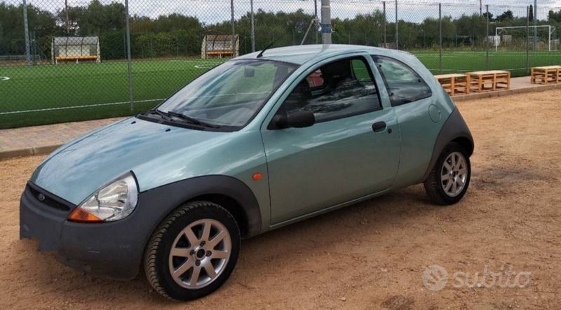 Usata 1999 Ford Ka Due volumi | 1500 € (Molto cara) - Immagine 1/4