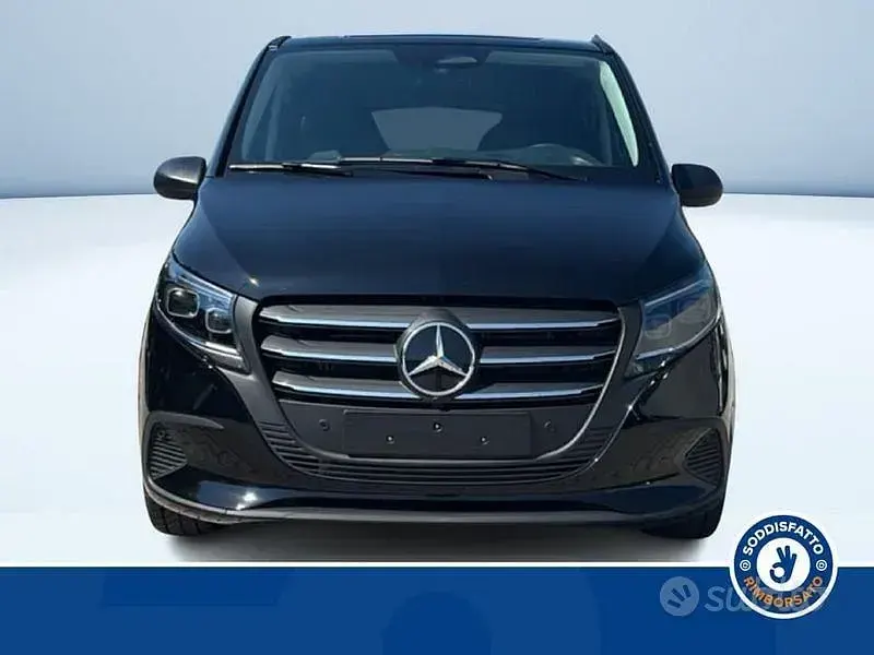 Nuova Mercedes Vito 161 CV (118 kW) 2026 Nero Furgone